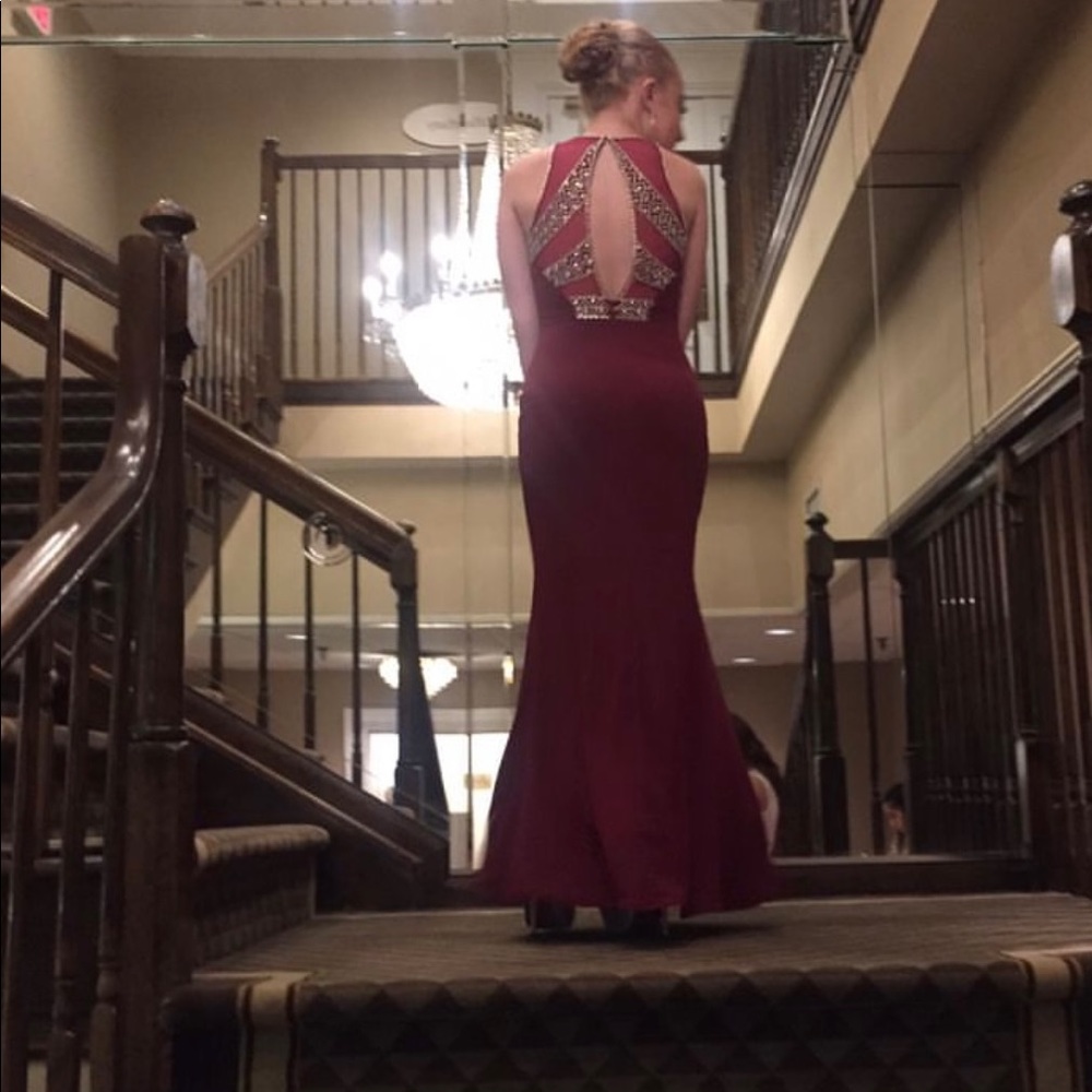 Wine prom dress